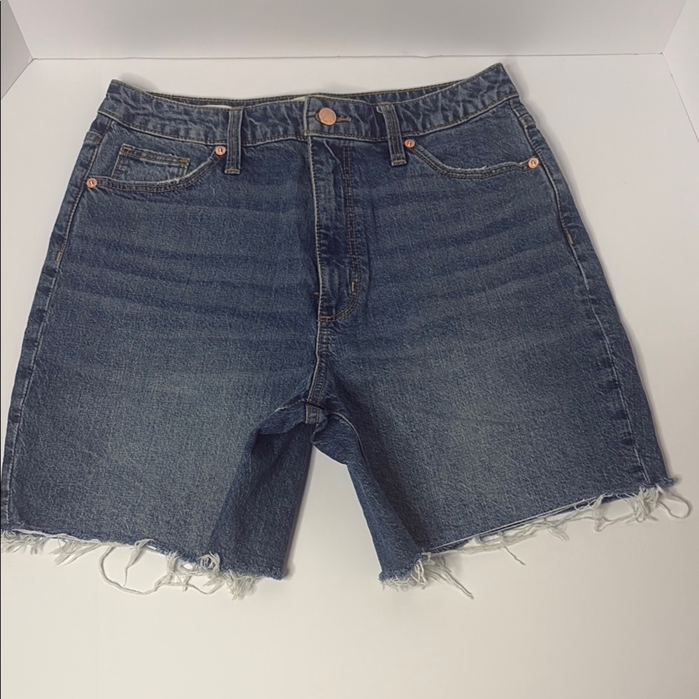 Universal Thread Blue Jean Shorts - Picture 7 of 15